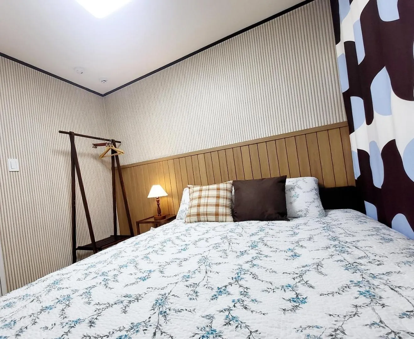 Apartment Park Stay #Hongdae Sinchon 10Min #Metro 3Min #3Beds Seoul