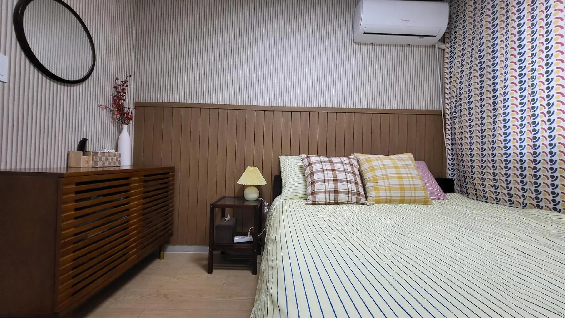 Park Stay #Hongdae Sinchon 10Min #Metro 3Min #3Beds Seoul