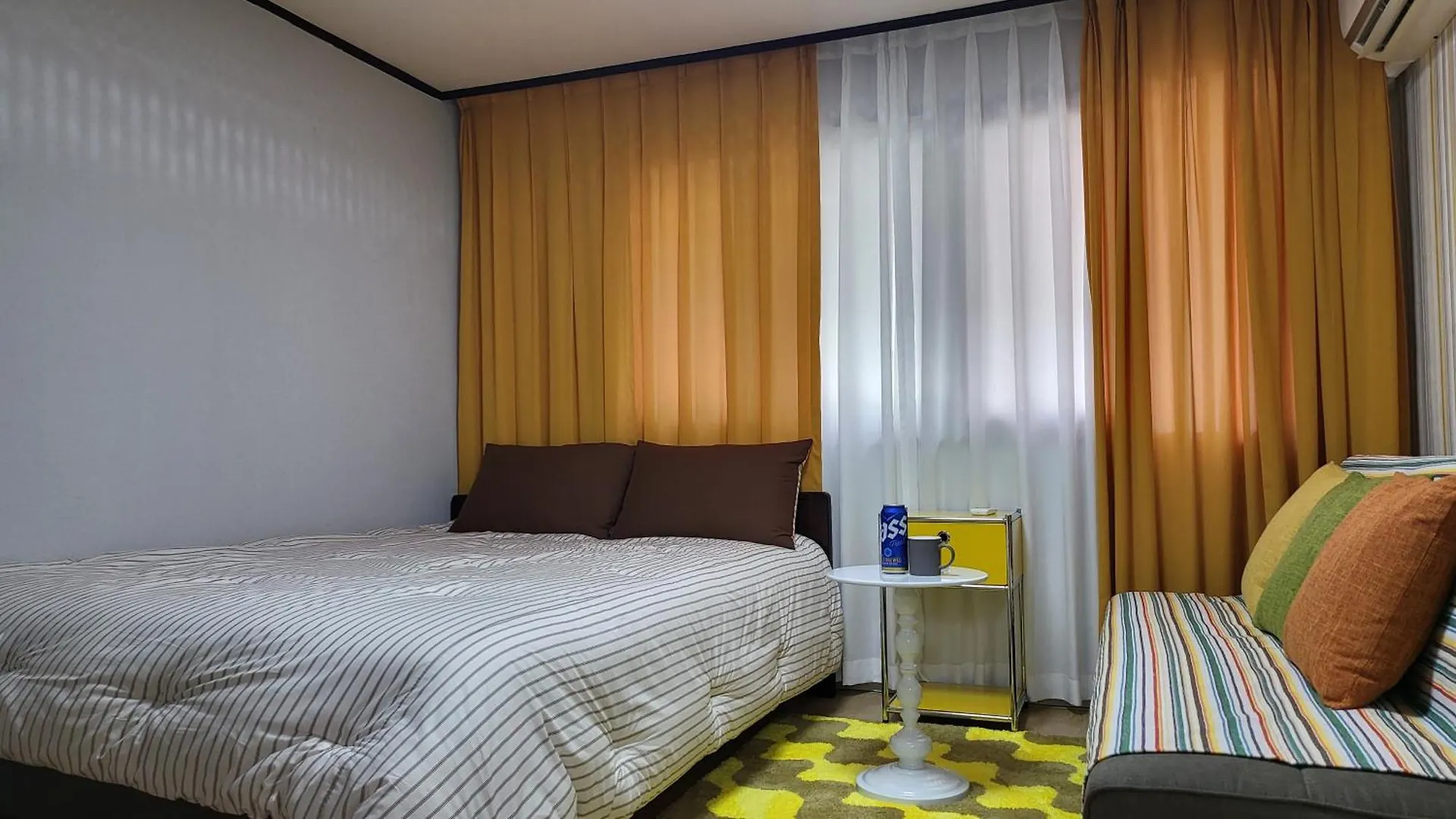 Park Stay #Hongdae Sinchon 10Min #Metro 3Min #3Beds Seoul 0*,